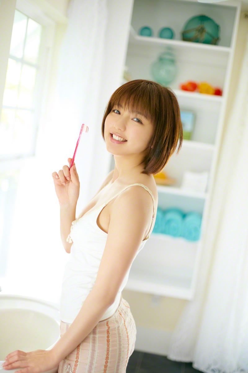 [Wanibooks WBGC] 2015.09 No.135 Erina Mano 真野惠里菜 [175P]