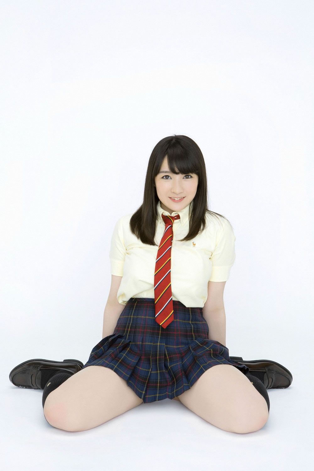 [YS-Web] vol.669 Shiori Konno 紺野栞 - Fカップルプルちゃん入学 [49P]