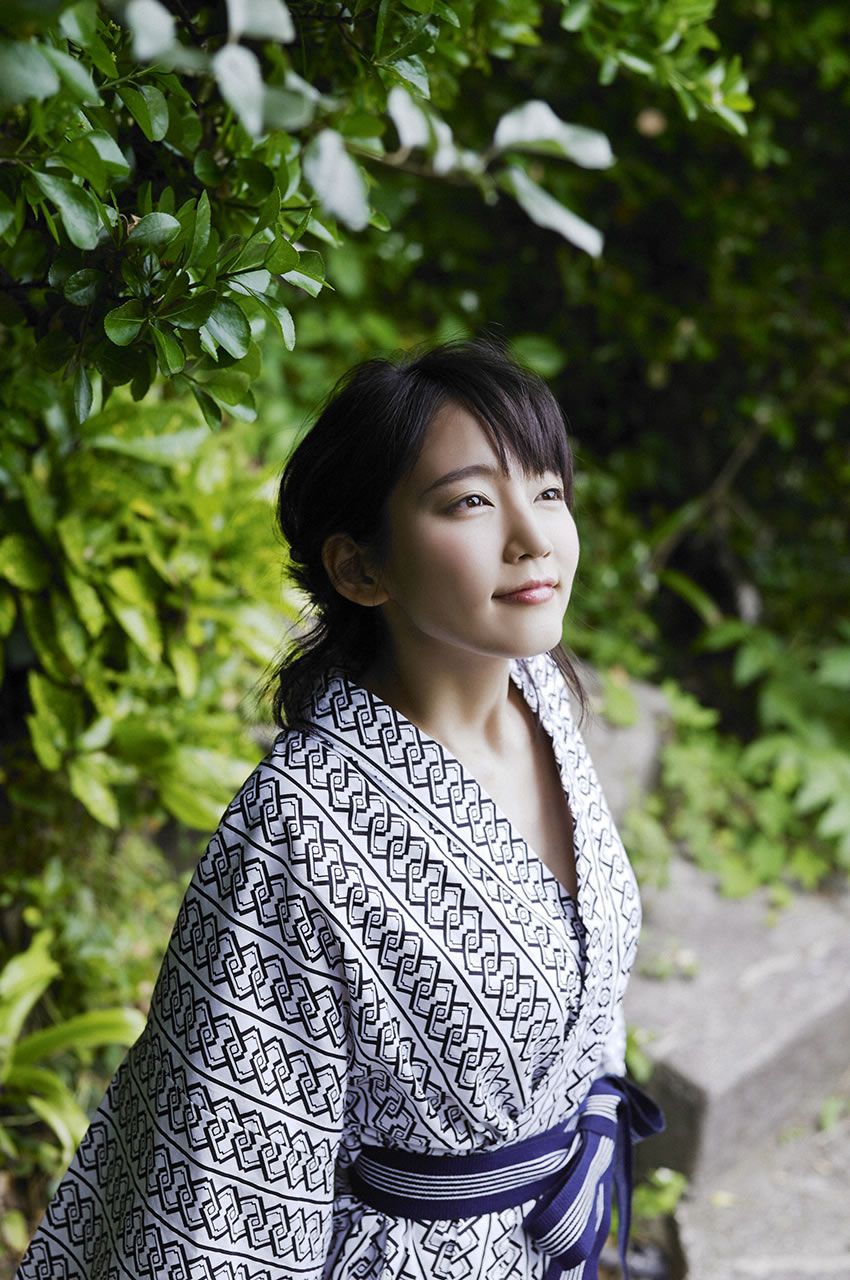 [WPB-net] No.183-4 Riho Yoshioka 吉岡里帆 - 遠い記憶 [156P]