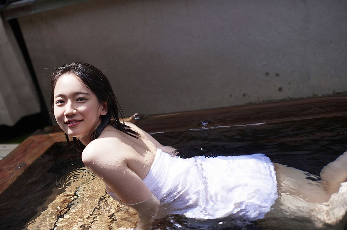 [WPB-net] No.183-4 Riho Yoshioka 吉岡里帆 - 遠い記憶 [156P]