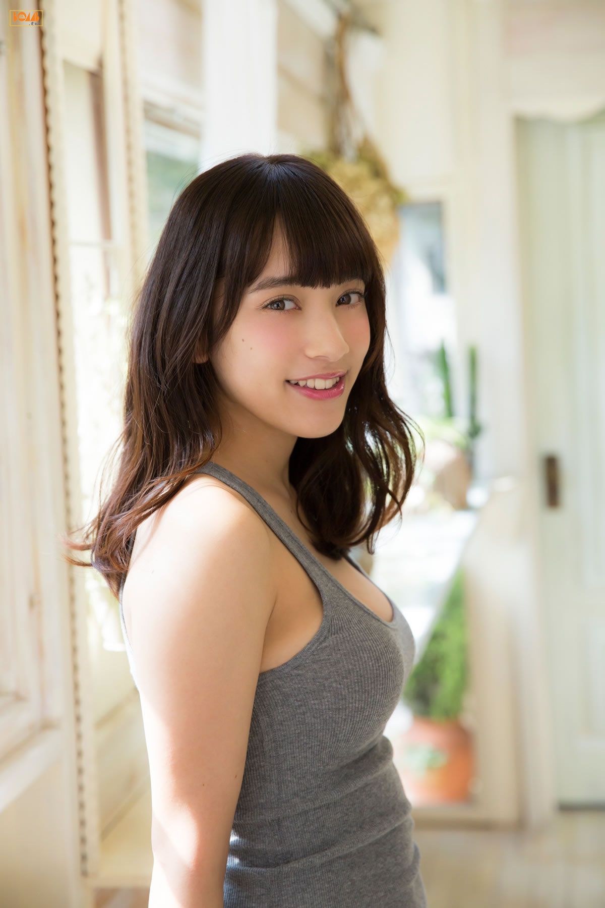 [BOMB.tv] GRAVURE Channel 2015年12月号 Sayaka Tomaru 都丸紗也華 - まんまるなおんなのこ [135P]