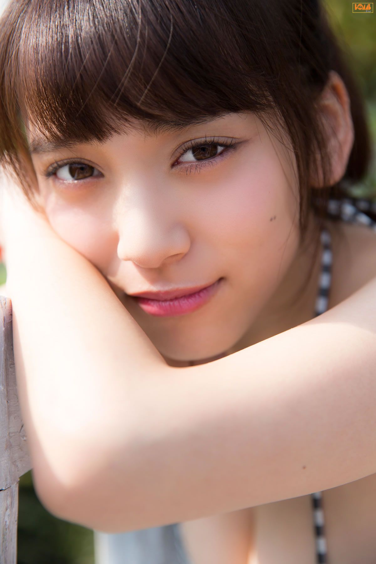 [BOMB.tv] GRAVURE Channel 2015年12月号 Sayaka Tomaru 都丸紗也華 - まんまるなおんなのこ [135P]