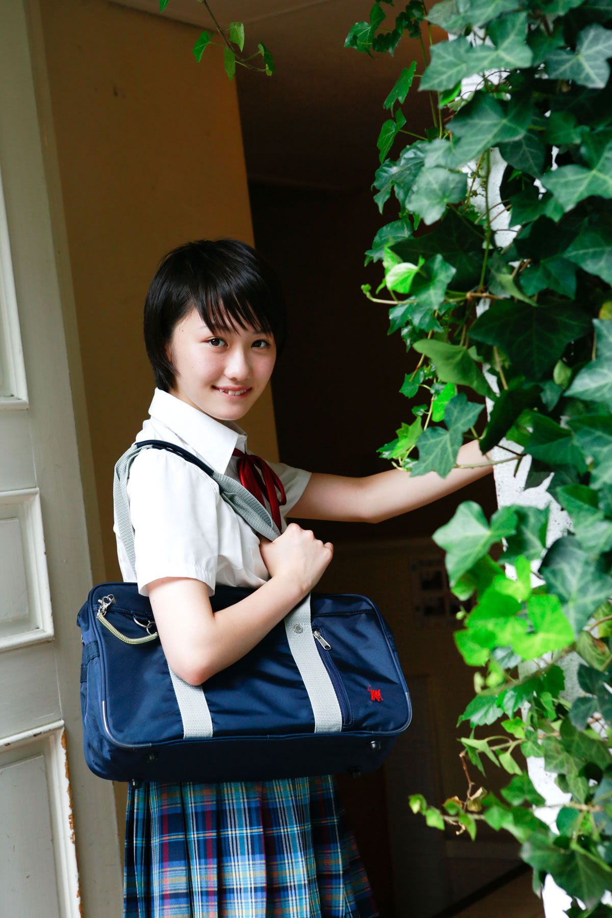 [Hello! Project Digital Books] 2015.12 Vol.137 工藤遥 [104P]