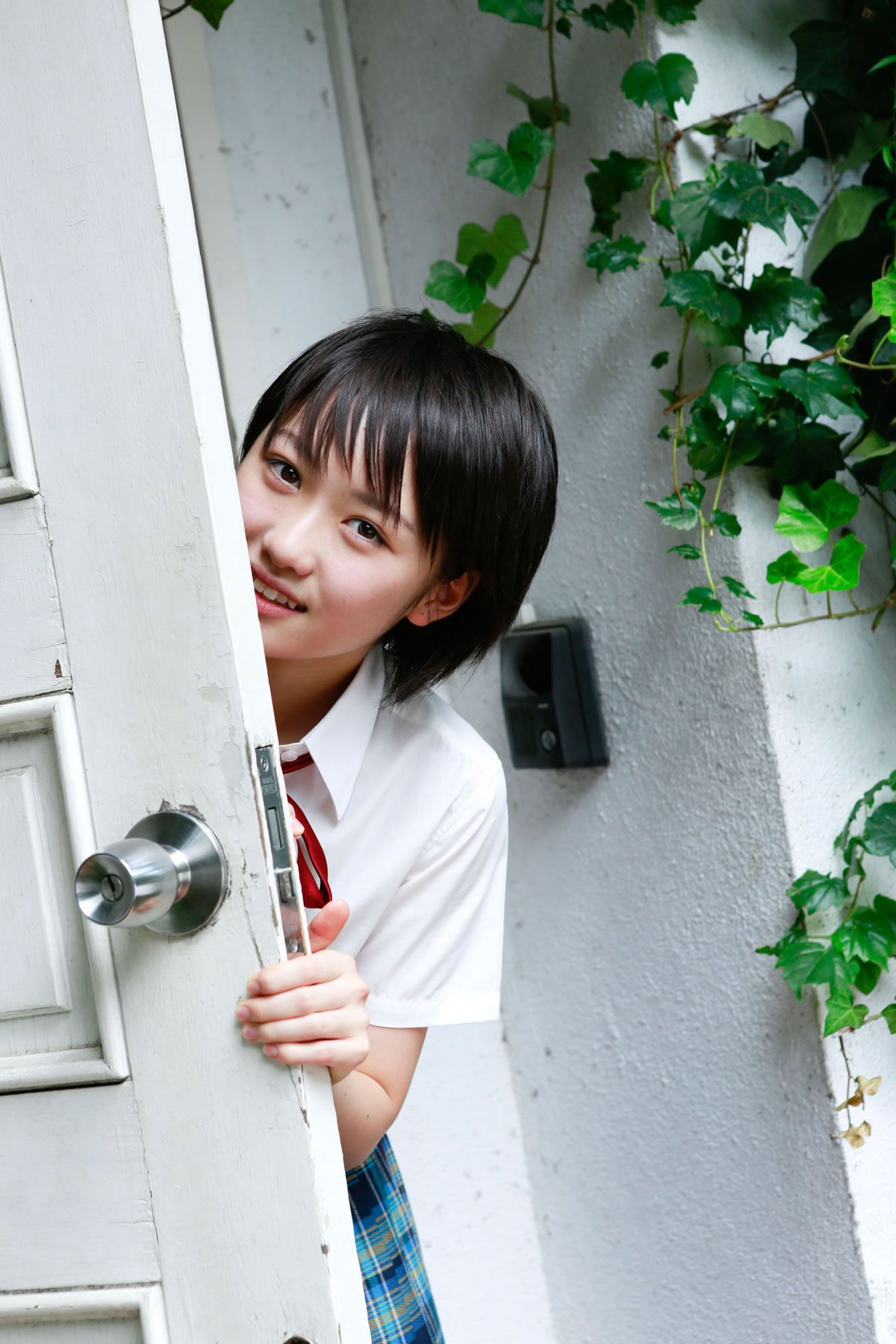 [Hello! Project Digital Books] 2015.12 Vol.137 工藤遥 [104P]