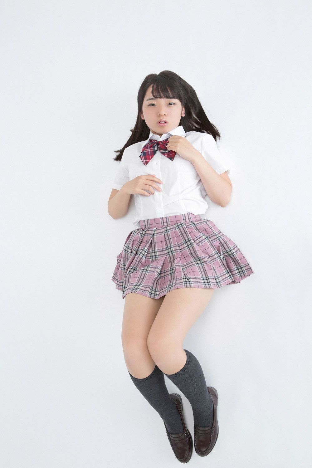 [YS-Web] vol.681 Tsukasa Fukumori 福森つかさ - 最強！童顔Fカップ入学 [49P]