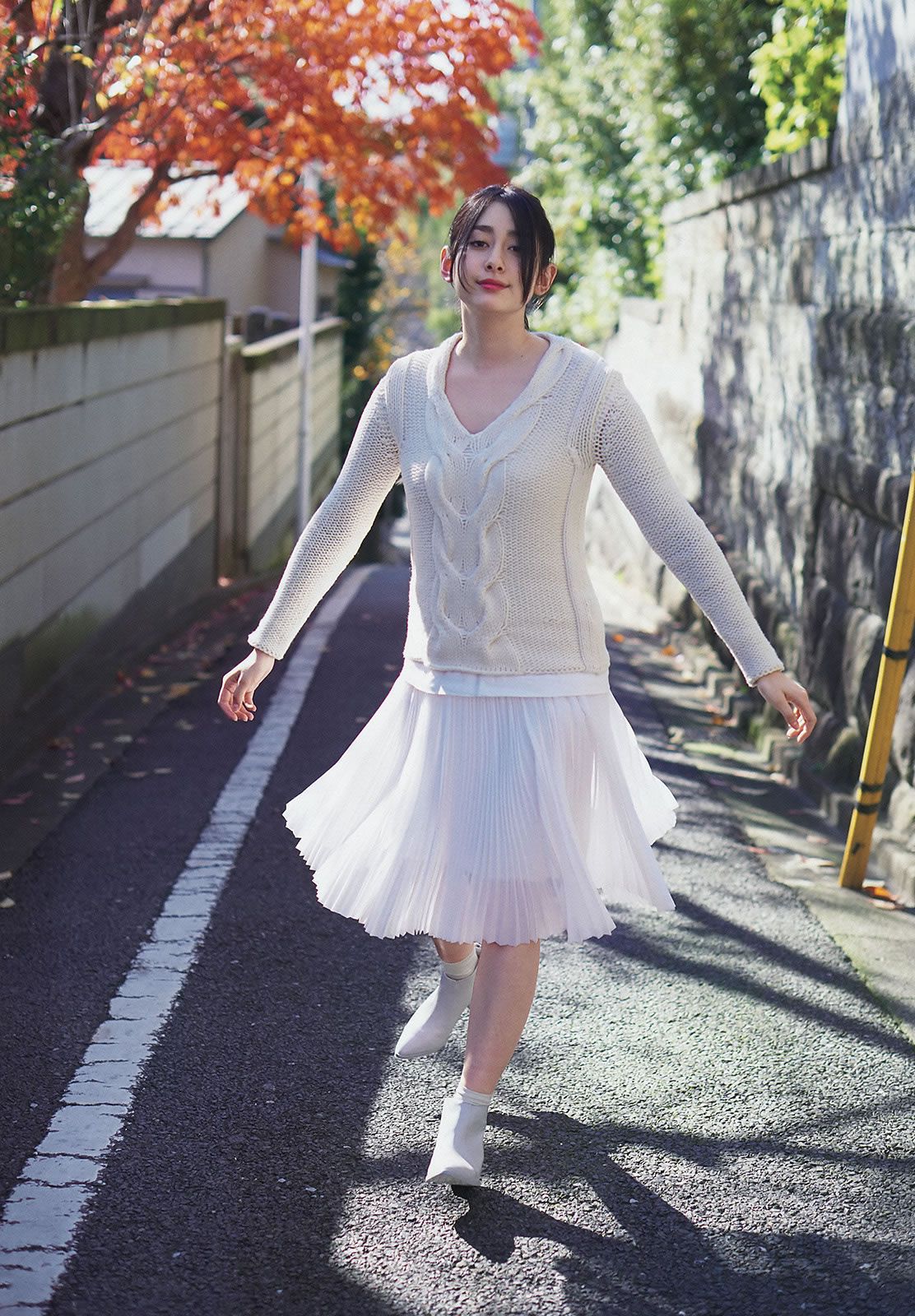 [Weekly Big Comic Spirits] 2015 No.06-08 早見あかり 柏木ひなた 有安杏果 伊藤千由李 [24P]