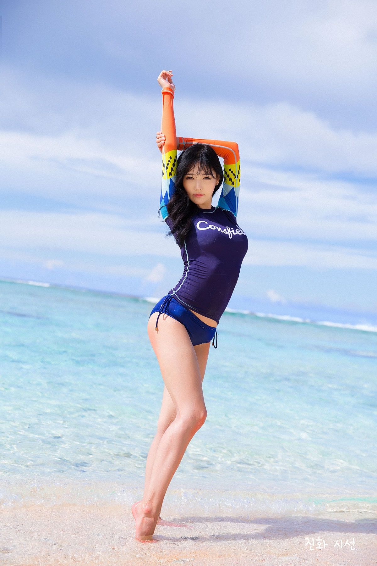 极品魔鬼身材韩国美女韩佳恩性感写真图集 [89P]