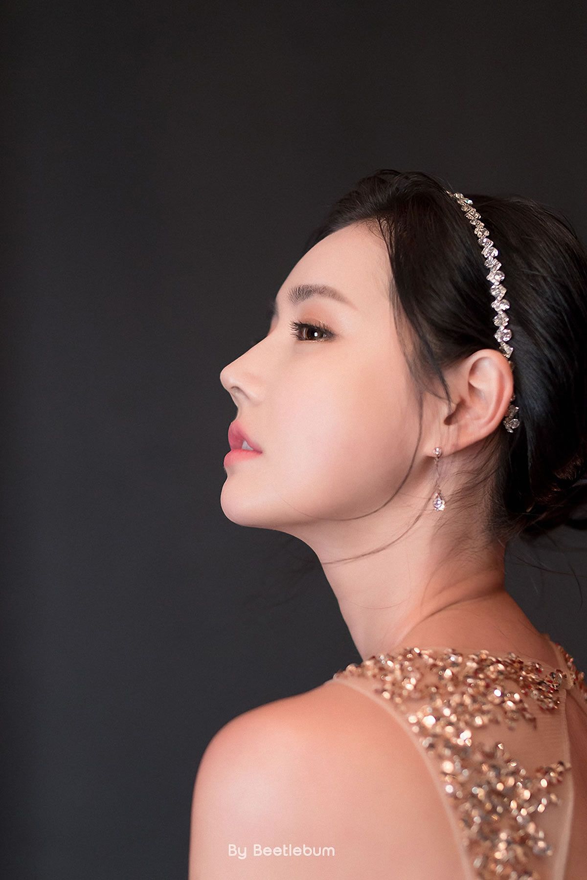 极品魔鬼身材韩国美女韩佳恩性感写真图集 [89P]