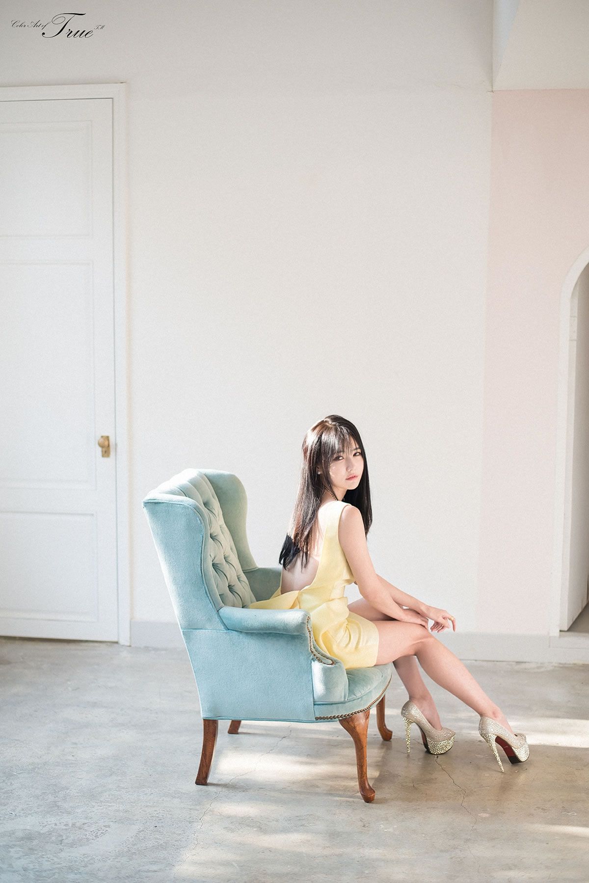 极品魔鬼身材韩国美女韩佳恩性感写真图集 [89P]