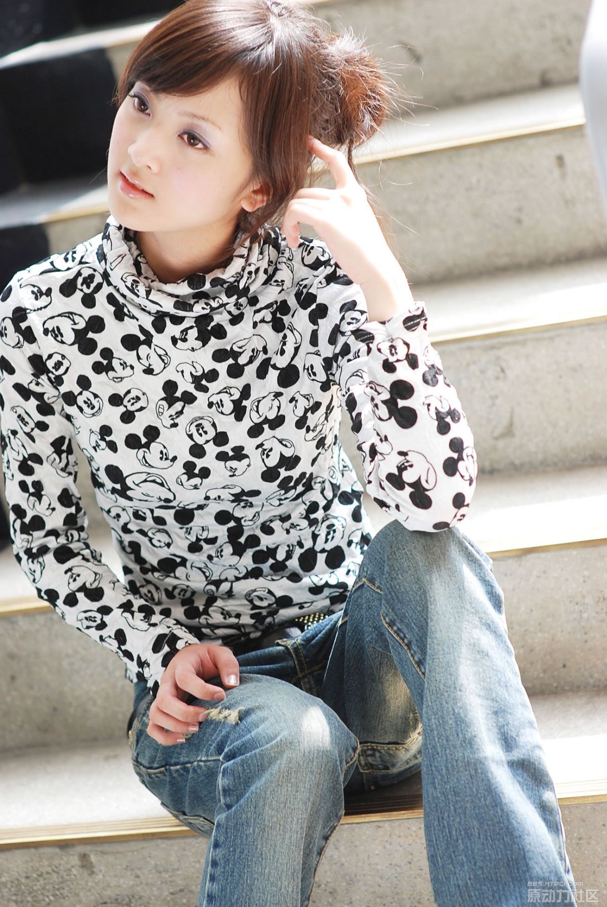 台湾清纯美女果子MM张凯洁 服饰图集 [54P]