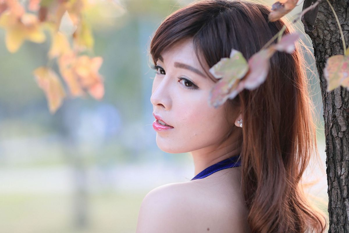 Beautyleg冰山美人廖坎蒂 初夏公园外拍 [59P]