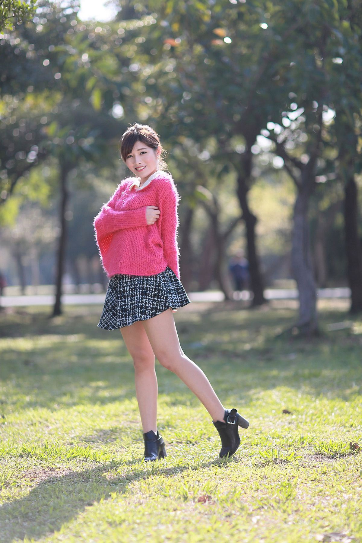 Beautyleg冰山美人廖坎蒂 初夏公园外拍 [59P]
