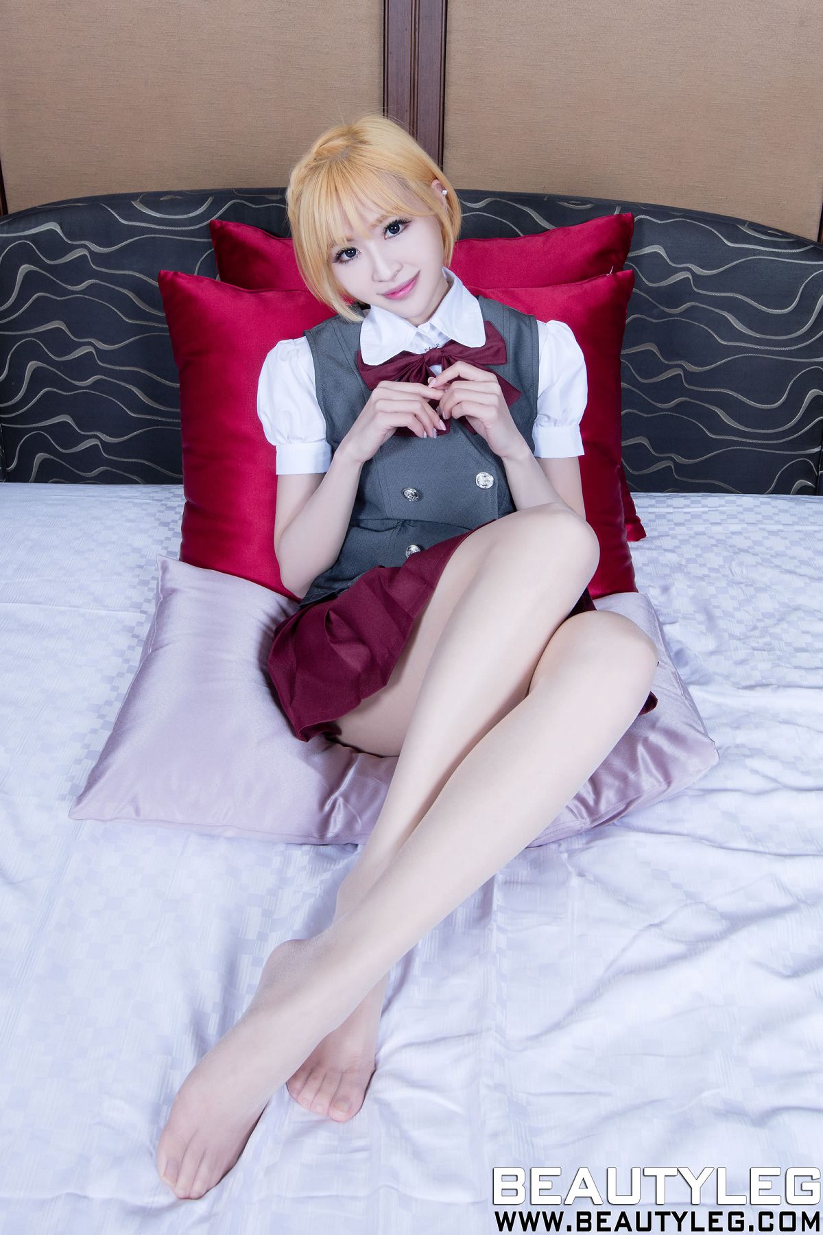 [Beautyleg] 美腿寫真 2016.05.23 No.1296 Lucy {43P]
