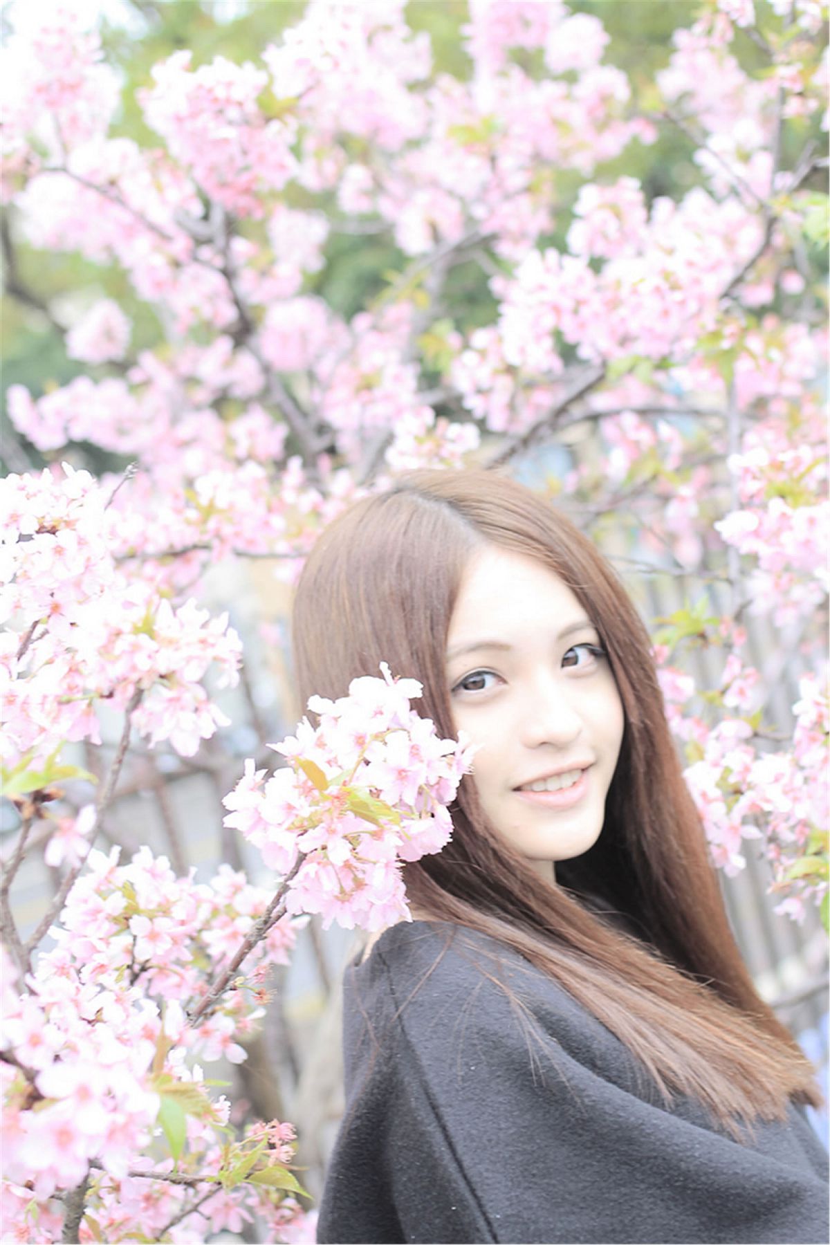 台湾清纯美女 諭 水博館外拍写真 [62P]