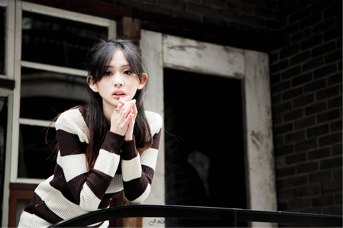 台湾清纯美女 梅杜莎 台北東區外拍写真 [65P]