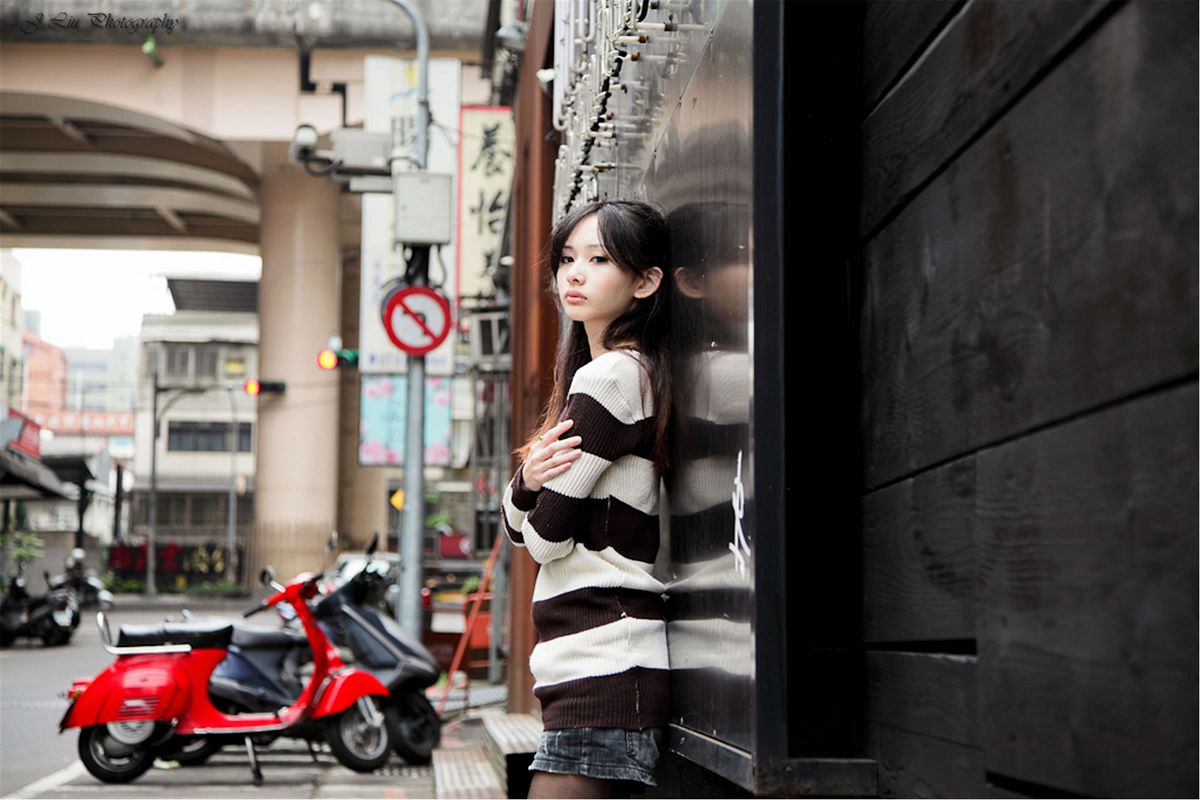 台湾清纯美女 梅杜莎 台北東區外拍写真 [65P]