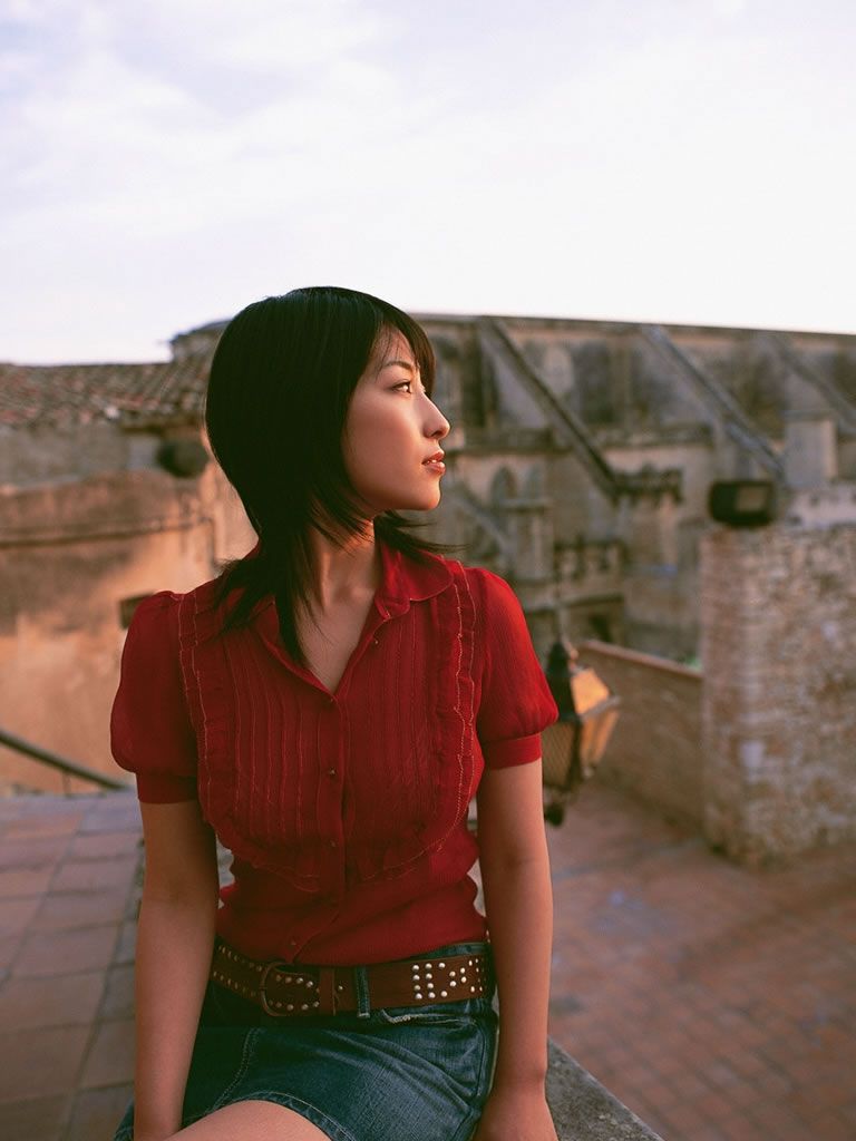 [Wanibooks(WBGC)] 2005.09月号 #15 Hiroko Sato 佐藤寛子 [240P]
