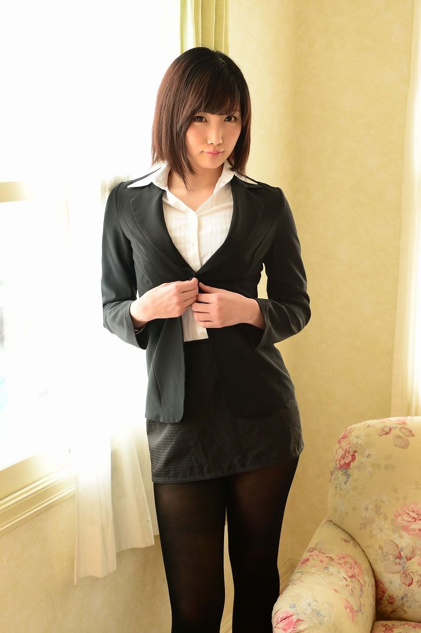 [@crepe] 2015.12.01 Aira Mihana 三花愛良 スーツ姿 [79P]