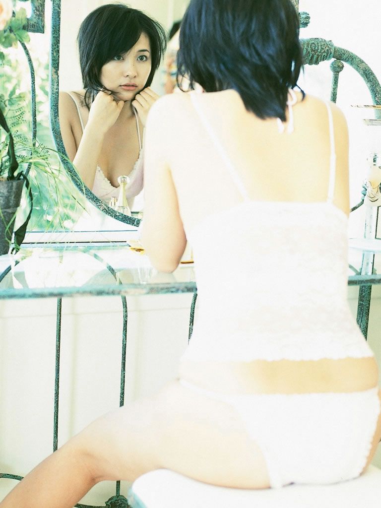 [Wanibooks(WBGC)] 2006.07月号 #25 Mami Yamazaki 山崎真実 [225P]