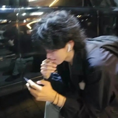 2022最潮最火男生头像高清稀有图片