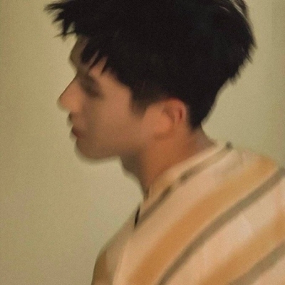 女生一看就心动的成熟男生头像图片