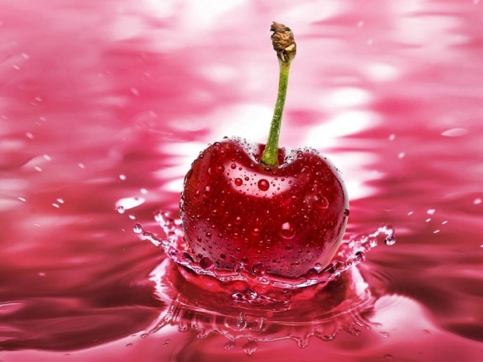 红色大樱桃水果图片