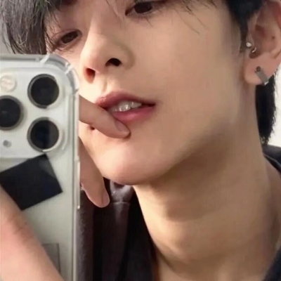 好看的男生头像冷酷帅气侧脸图片