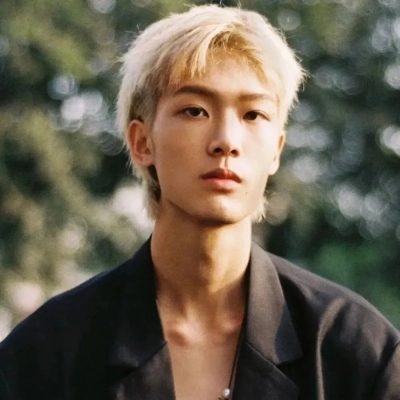 成熟一点的微信头像男图片