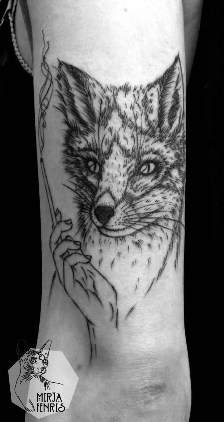 简单狐狸点刺手臂纹身图片