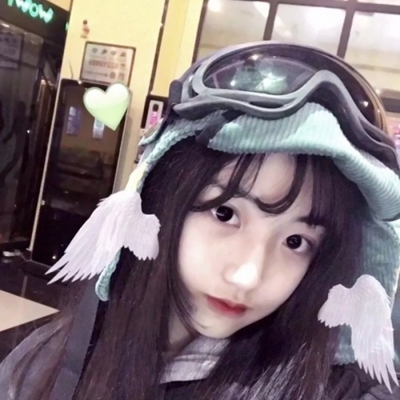 优质精选超好看的女生头像戴帽图片