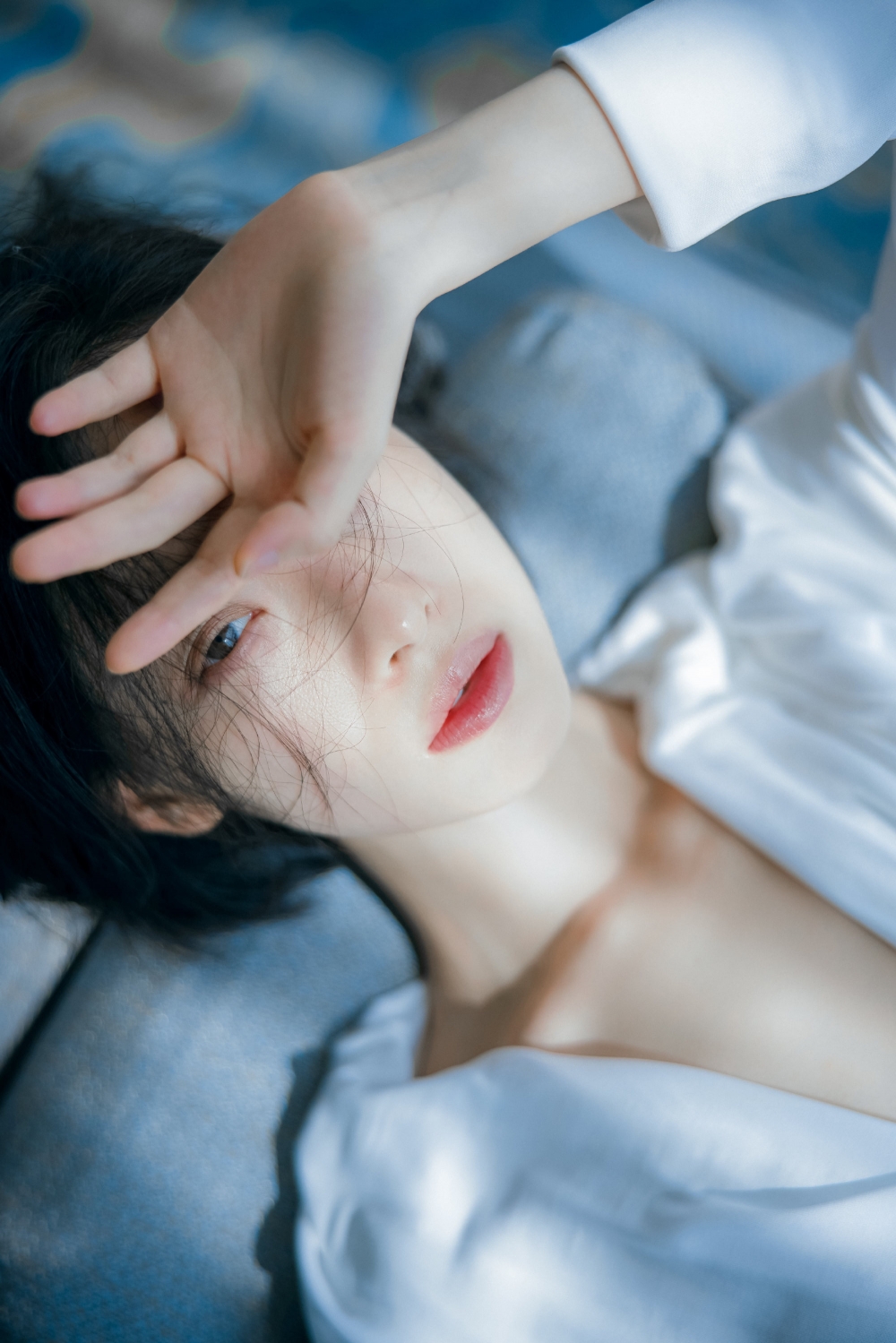 绝美女神倪妮全屏手机壁纸