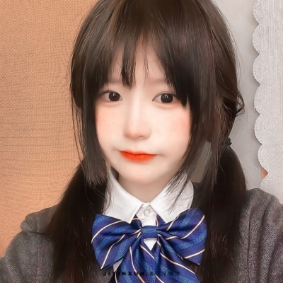 戴眼镜清纯美女头像