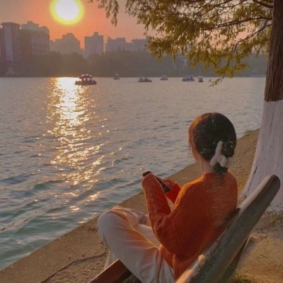 高清唯美好看的橙色头像精致女生图片
