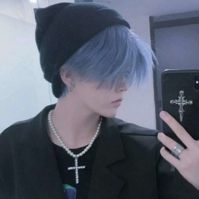 男头超火ins