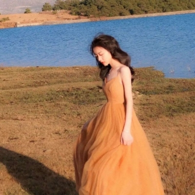 高清唯美好看的橙色头像精致女生图片