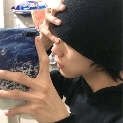 超帅的男头像戴帽子高清潮流图片
