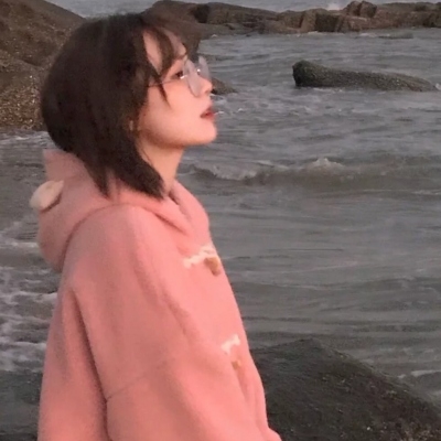 高清好看的2023最潮最火女生微信头像图片