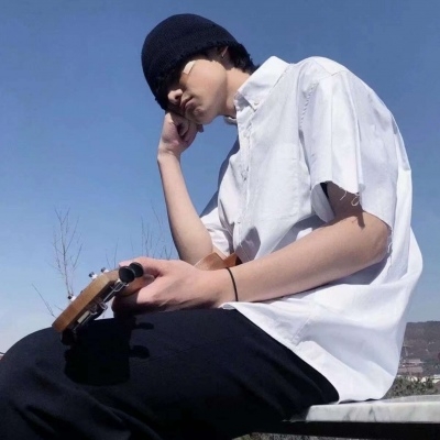 帅哥孤独头像 高清孤独的帅哥的头像图片