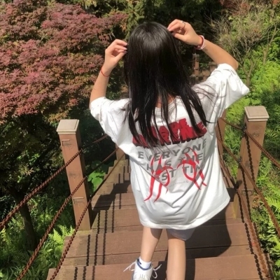 个性好看女生抖音头图片火热