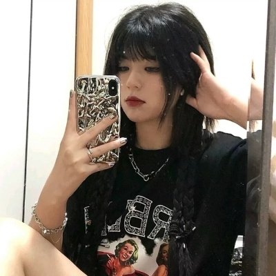 个性好看女生抖音头图片火热