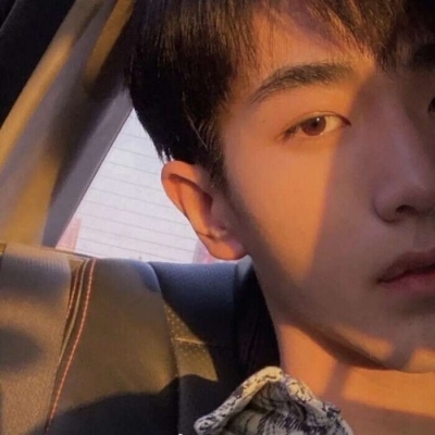 高清帅气的最新真人男头像禁欲系图片