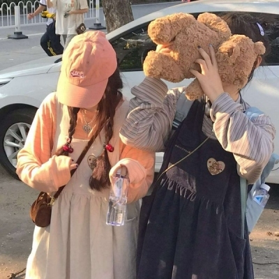 热门闺蜜双人微信高清头像图片，展现火爆友情