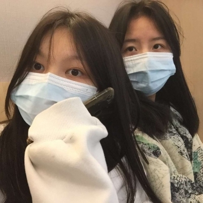 热门闺蜜双人微信高清头像图片，展现火爆友情