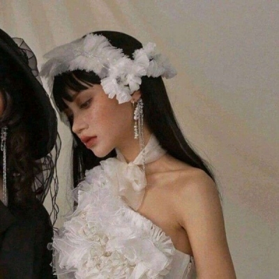 热门闺蜜双人微信高清头像图片，展现火爆友情