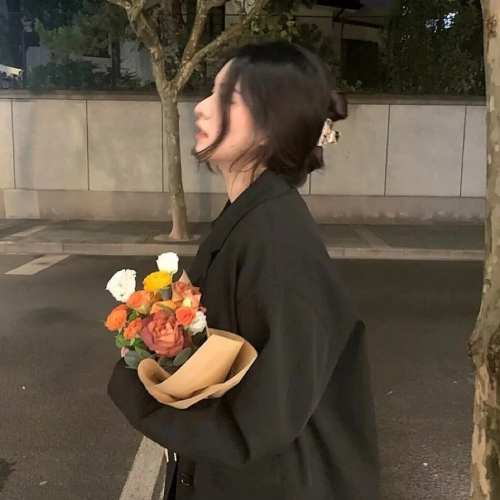 素雅典雅的女生头像