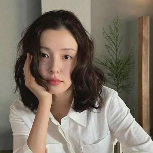 素雅典雅的女生头像