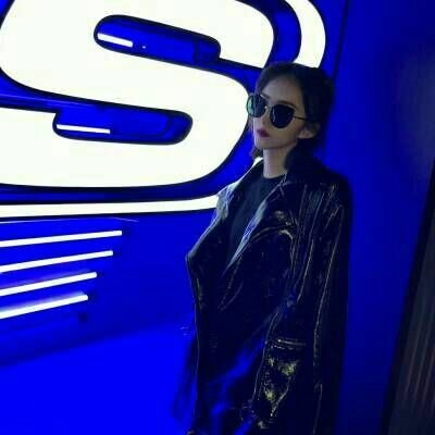 冷艳霸气：展现高冷女生头像，透露出高冷霸气的感觉