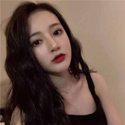 柔情细腻：展现别具韵味的细腻女生头像，带来独特的展示效果