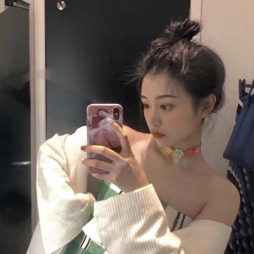 皇室风采：展现优雅高贵的20张女生头像