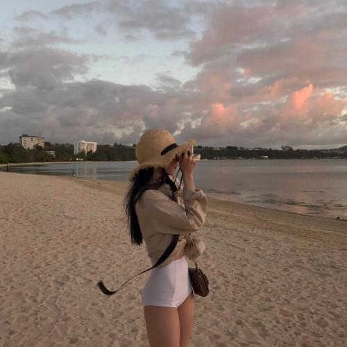 迷人魅力：赏心悦目的女生头像，散发愉悦与美好的气息